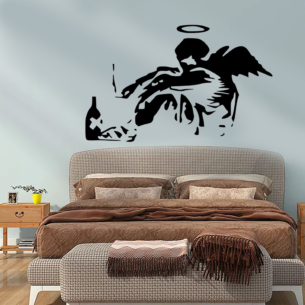 Interior Design Magazine - Banksy Stiker Dinding Grafiti Malaikat Jatuh