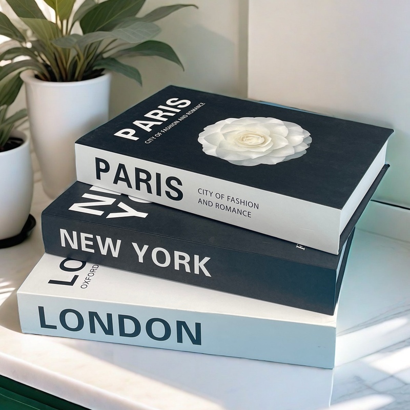 Interior Design New York - Kotak penyimpanan buku palsu mewah Paris
