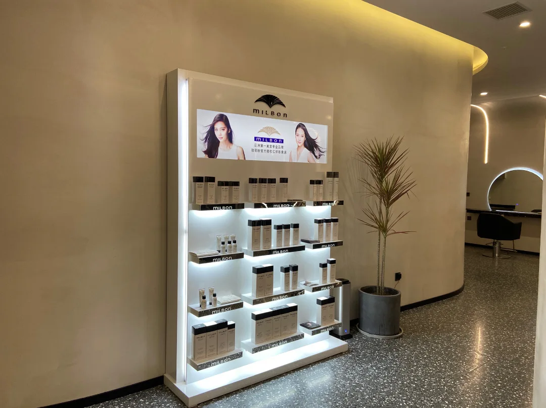 Rak Pajangan Toko Ritel Rias W - Interior Design Nail Salon ulasan dan harga